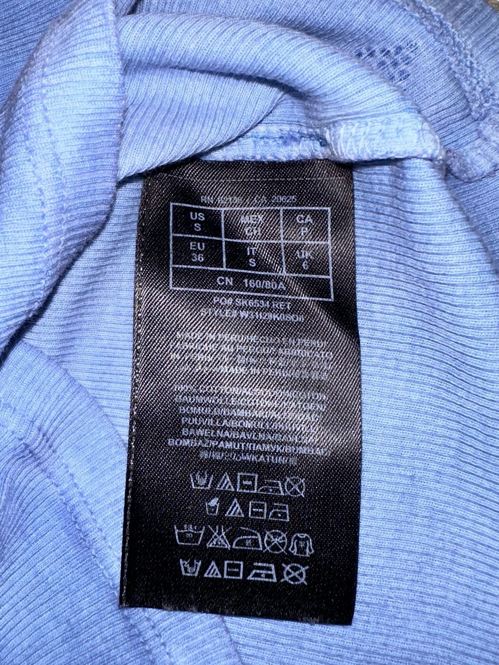 Guess Light Blue Short Sleeve Henley Top - Picture 5 of 5